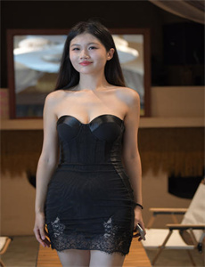《婷婷午夜天》