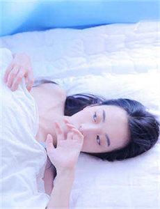 《女人与公拘交酡网站》